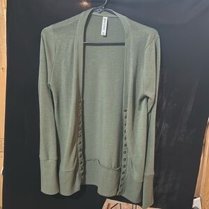 Zenana Outfitters Olive green medium cardigan